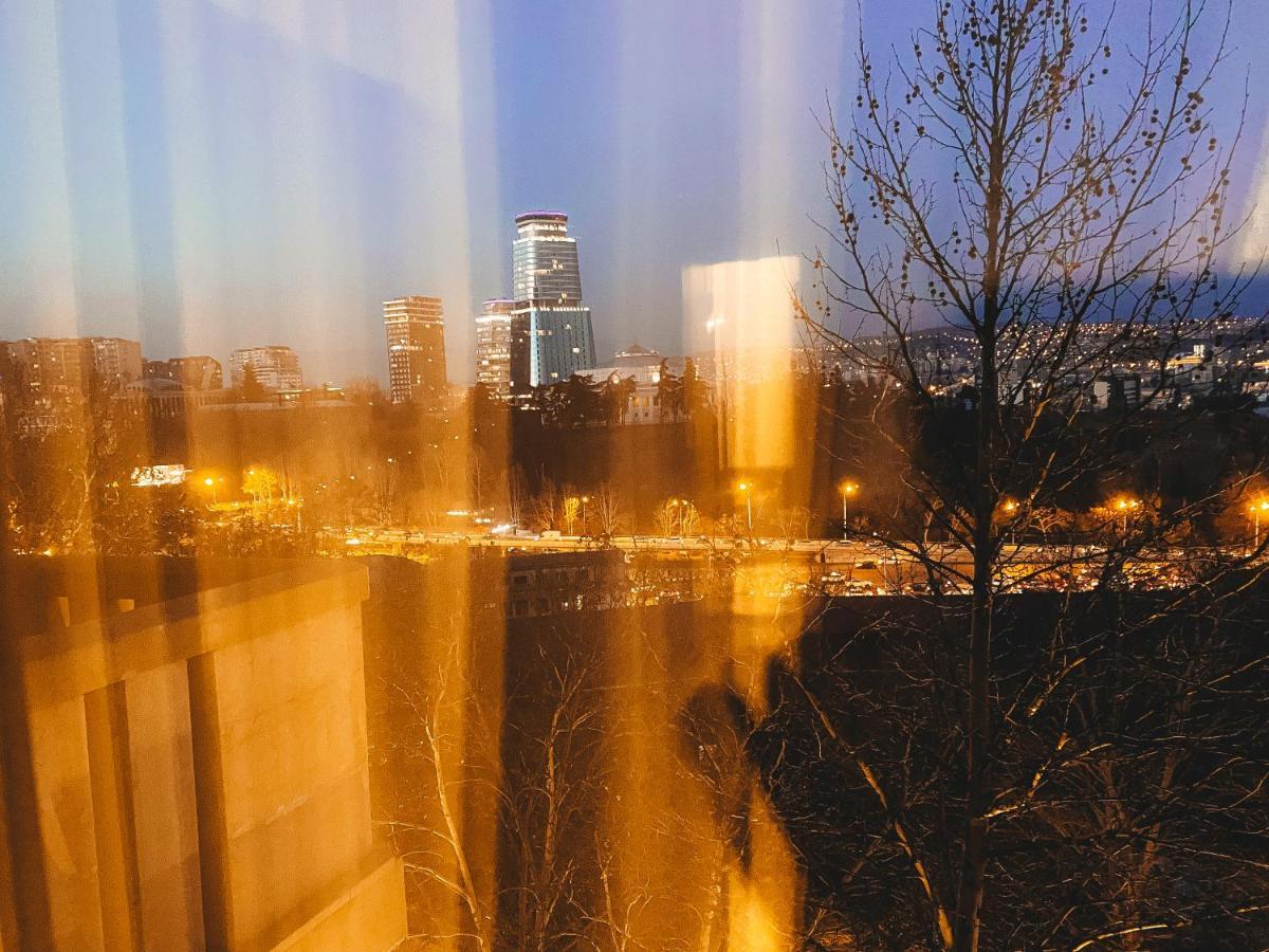 Sunset Tbilisi Luxury Aparthotel Εξωτερικό φωτογραφία